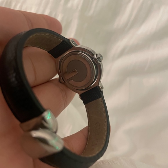 Gucci vintage 12 MM R CD  0057103 two face.( SWISS MADE ) - Picture 3 of 6